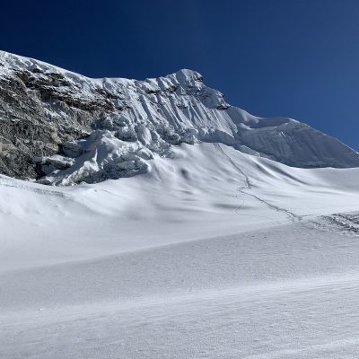 Island Peak  (6165m) - Khumbu three passes trekkinggel