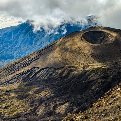 Mount Meru (4566m) - Akklimatizációs túra a Kilimandzsáró előtt