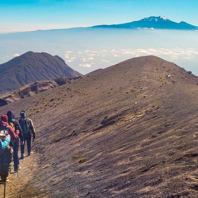 Mount Meru (4566m) - Akklimatizációs túra a Kilimandzsáró előtt
