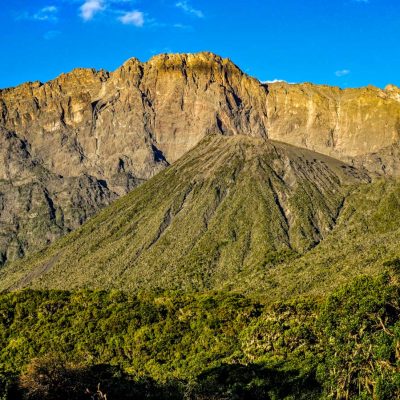 Mount Meru (4566m) - Akklimatizációs túra a Kilimandzsáró előtt