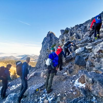 Schneeberg (2076m) - Fadensteig tavaszi közösségi túra