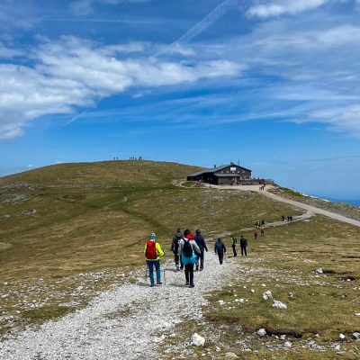 Schneeberg (2076m) Fadensteig nyáron