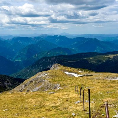Schneeberg (2076m) Fadensteig nyáron