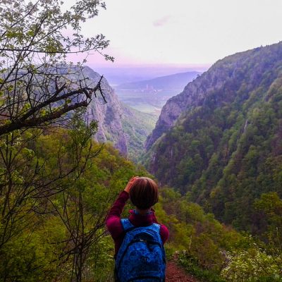 A szlovák karszt természeti kincsei: a Szádelői-völgy, a Görgői- és az Áji- vízesések